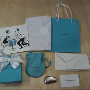 Tiffany & Co. Blue Bean money clip Brand New with gift wrap Tiffany bag
